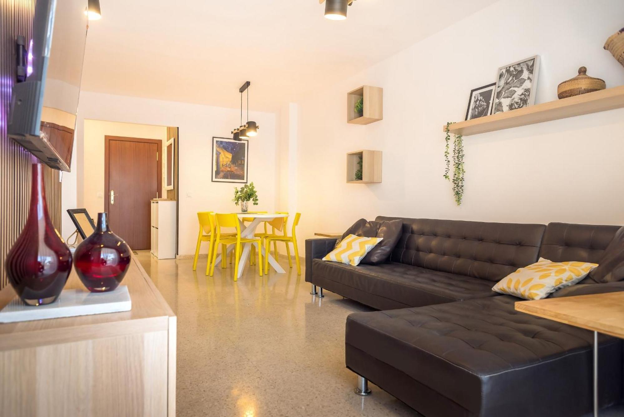 Torremolinos Yellow Fabuloso Andra Exterior photo