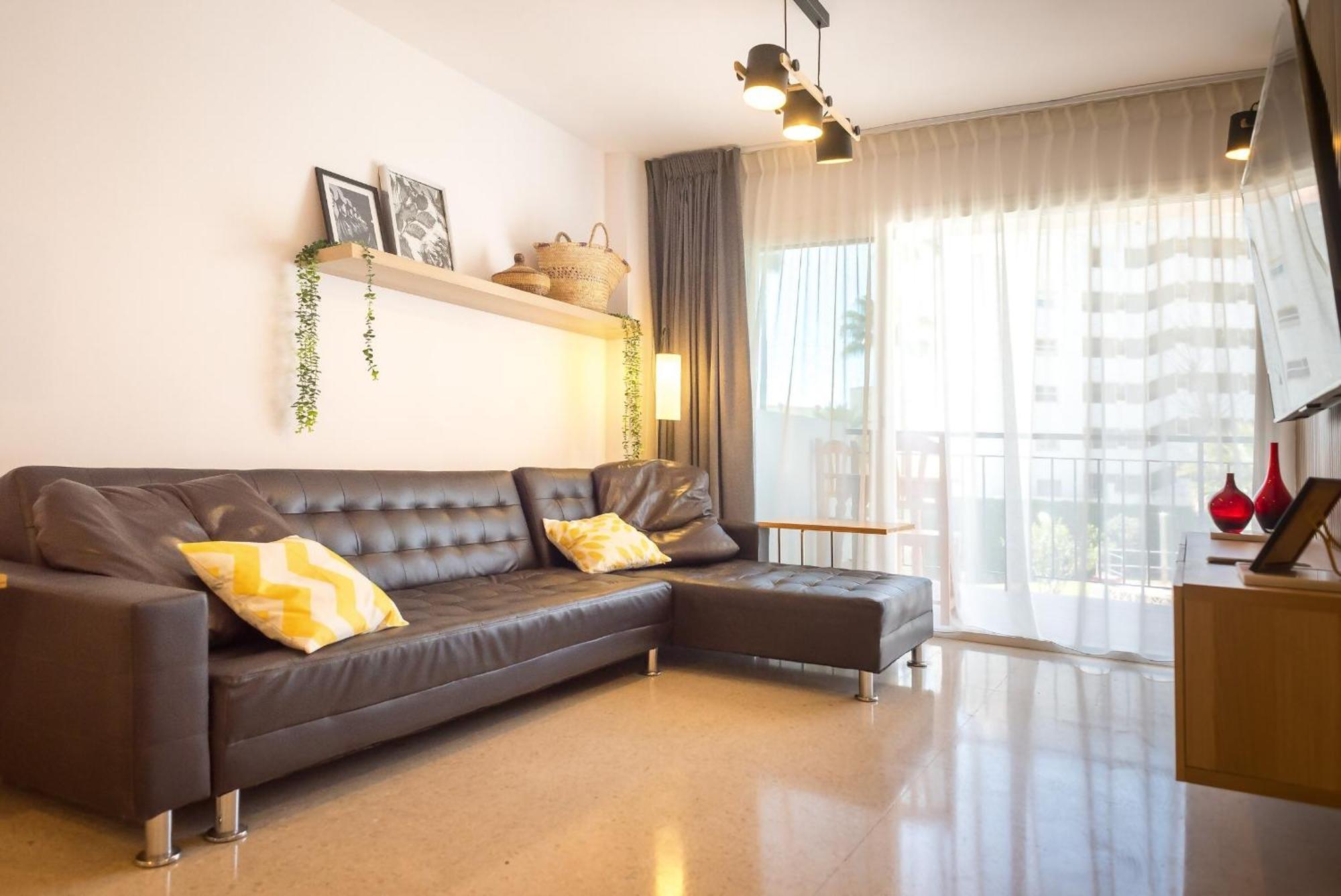 Torremolinos Yellow Fabuloso Andra Exterior photo